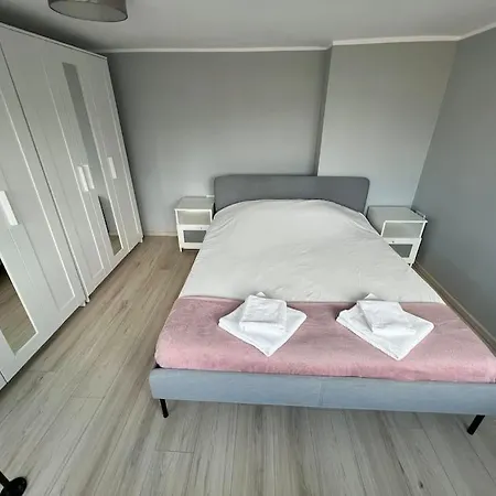 Modern 2 Bedroom In The Heart Of Варна